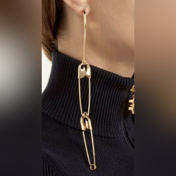 BALENCIAGA Gold Safety Pin Long Earrings - SOLD OUT EVERYWHERE! - Picture 2 of 2
